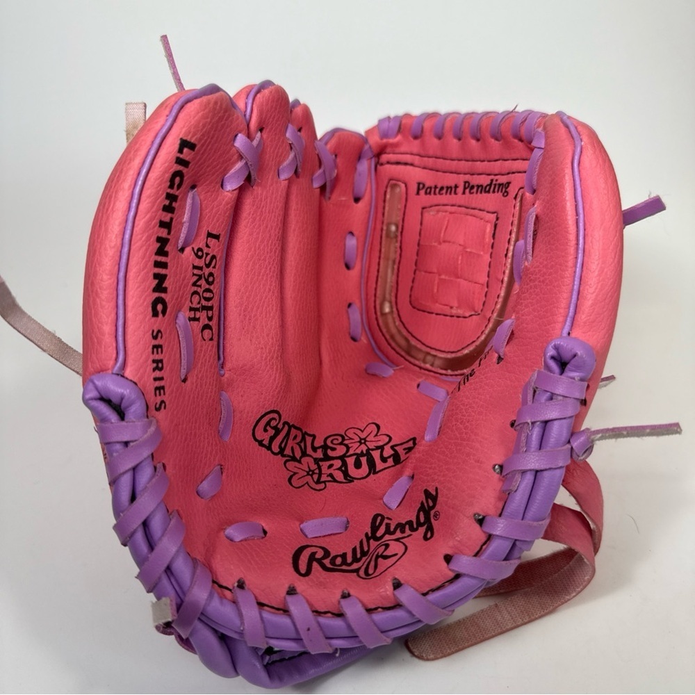 Rawlings Pink and Purple Youth Baseball Glove with LED lights left hand 9”